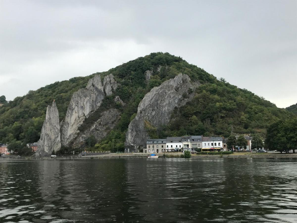 Au Rocher Dinant Exterior photo